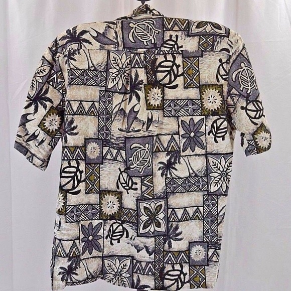 Hilo Hattie Hawaiian Shirt SS L USA Sea Turtles/Sa - Picture 2 of 6